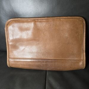 Coach Vintage Caramel Brown Pouch
